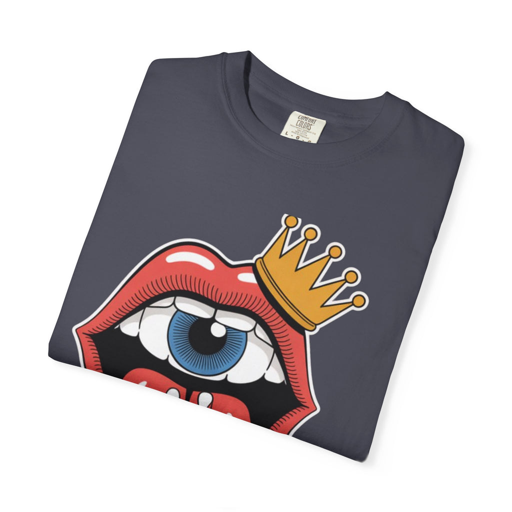 AI Weird Graphic T-Shirt — Crown Quirky Eye & "RETRO CROWNED MOUTH"
