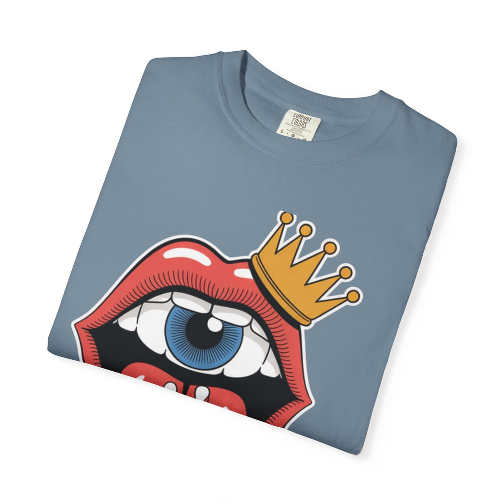 AI Weird Graphic T-Shirt — Crown Quirky Eye & "RETRO CROWNED MOUTH"