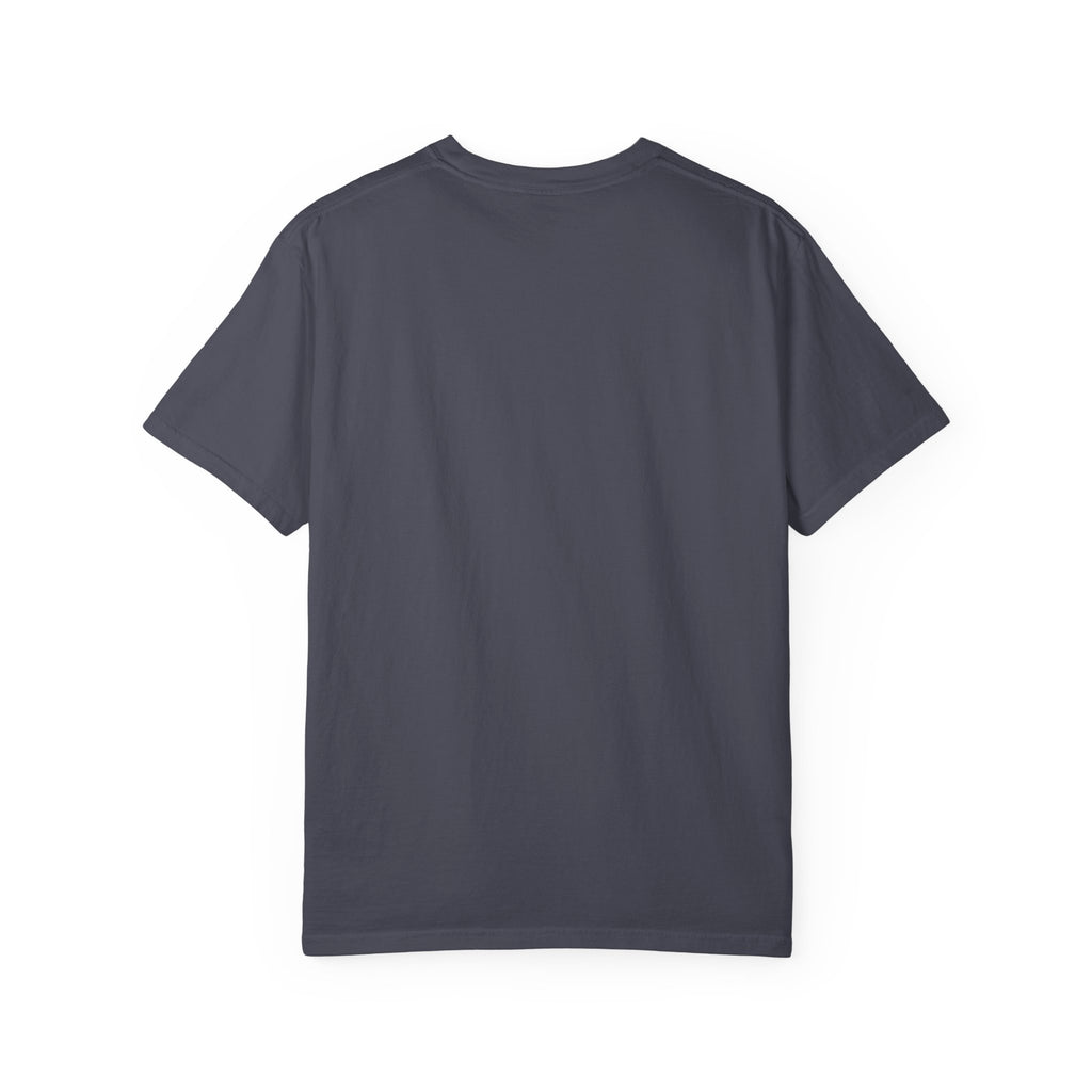 AI Weird Graphic T-Shirt — Crown Quirky Eye & "RETRO CROWNED MOUTH"