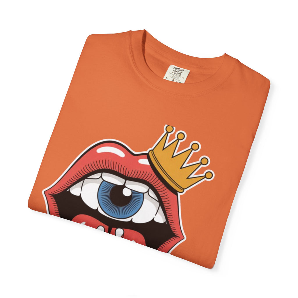 AI Weird Graphic T-Shirt — Crown Quirky Eye & "RETRO CROWNED MOUTH"