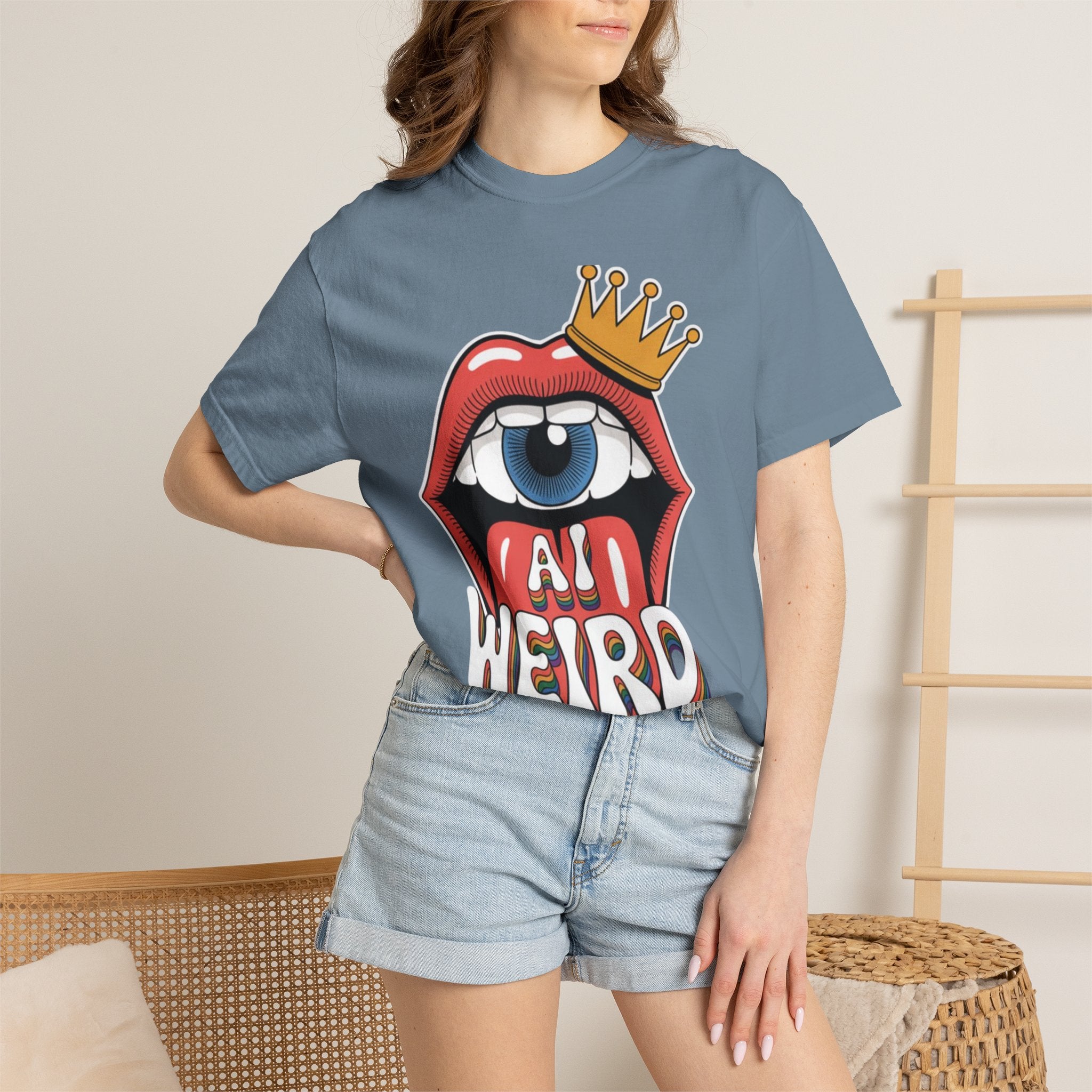 AI Weird Graphic T-Shirt — Crown Quirky Eye & "RETRO CROWNED MOUTH"